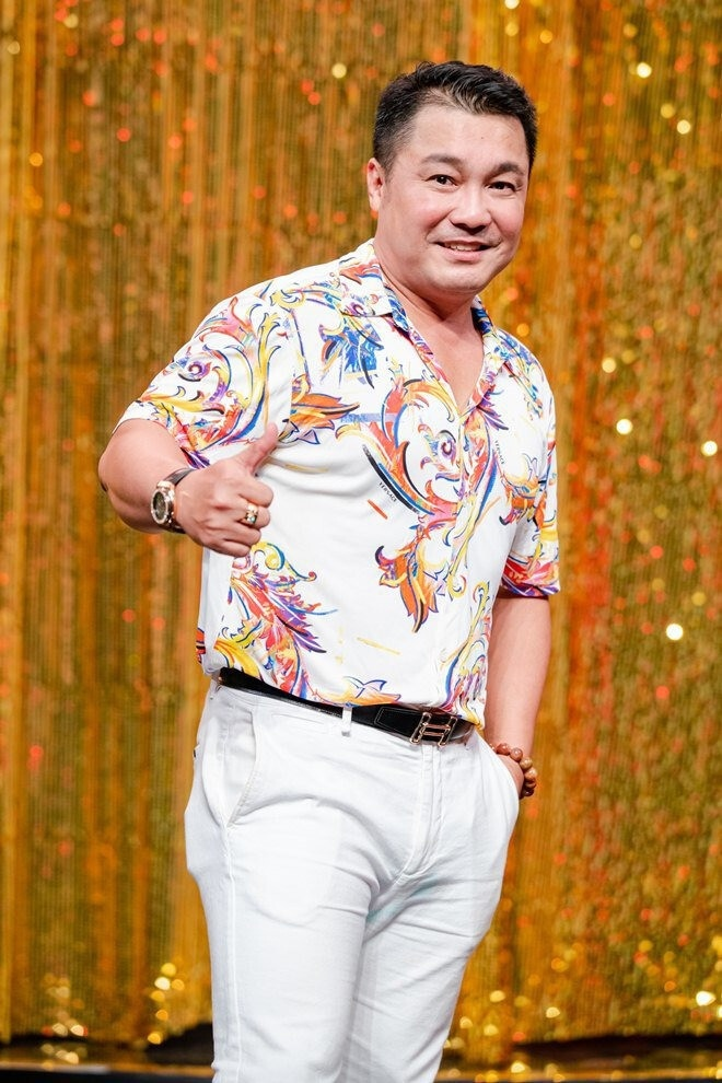 Ở tuổi U60, Lý Hùng vẫn chọn cuộc sống độc thân.