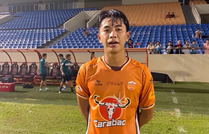 Tiền đạo 16 tuổi Trần Gia Bảo không chỉ giúp HAGL thắng đậm mà còn lập kỷ lục cầu thủ trẻ nhất ghi bàn ở V.League.