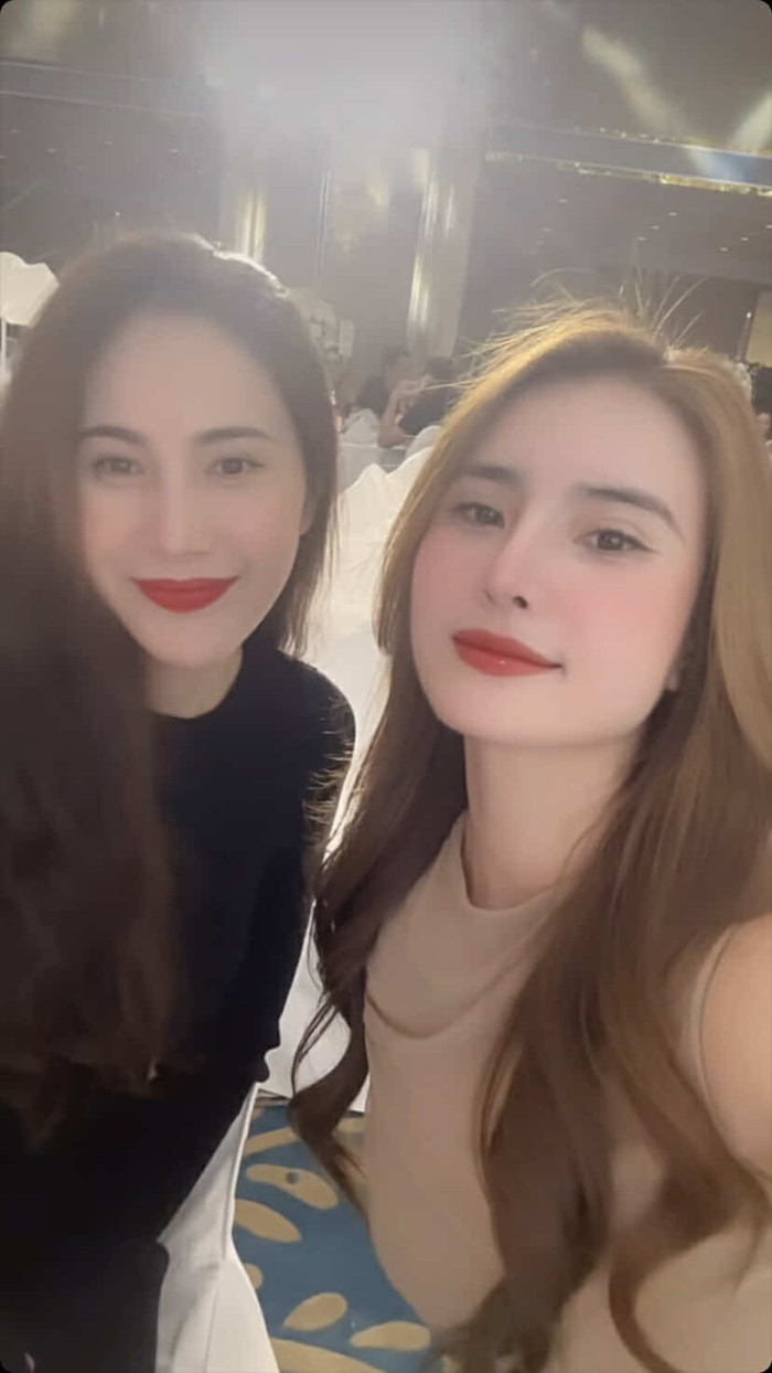 Thuỷ Tiên có mối quan hệ tốt đẹp với em gái Công Vinh. Ảnh: FBNV