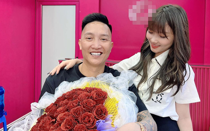 Con gái sửa sai sau khi 'phông bạt' tiền từ thiện, Huấn Hoa Hồng chỉ nói đúng 1 câu Ảnh 2