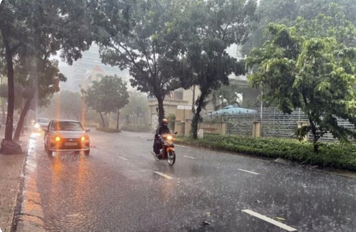 Từ đêm 15/9, nhiều khu vực như Bắc Bộ, Trung Bộ, Nam Trung Bộ, Tây Nguyên và Nam Bộ đã trải qua những trận mưa rào và dông, có nơi mưa to đến rất to. 