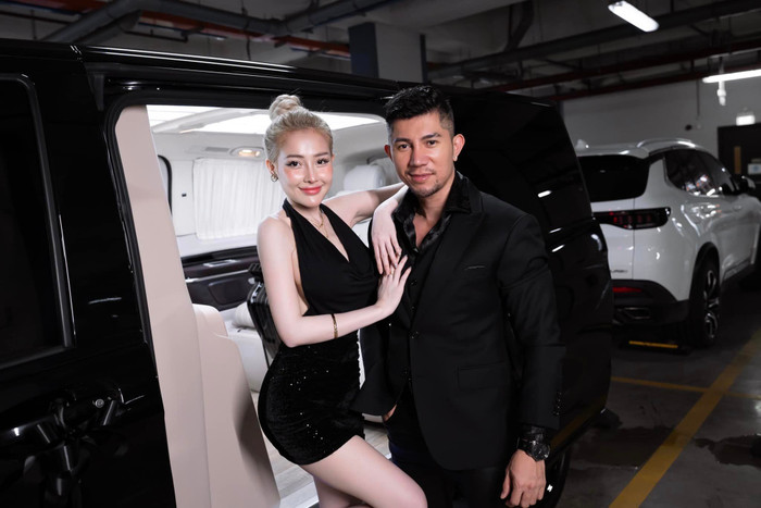 Ngân 98 cho biết, thời gian này cô tất bật với công việc nên chưa nghĩ nhiều đến chuyện cưới, sinh con. 