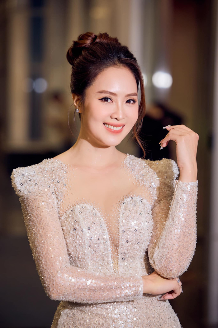 Hồng Diễm vốn là gương mặt quen thuộc trên khung giờ vàng đài VFC. 