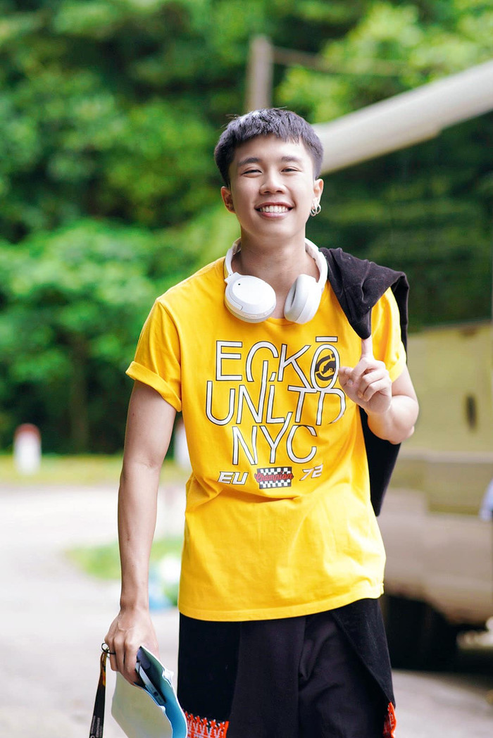 Long Vũ hiện đang gây sốt với vai Chải trong phim Đi giữa trời rực rỡ. 