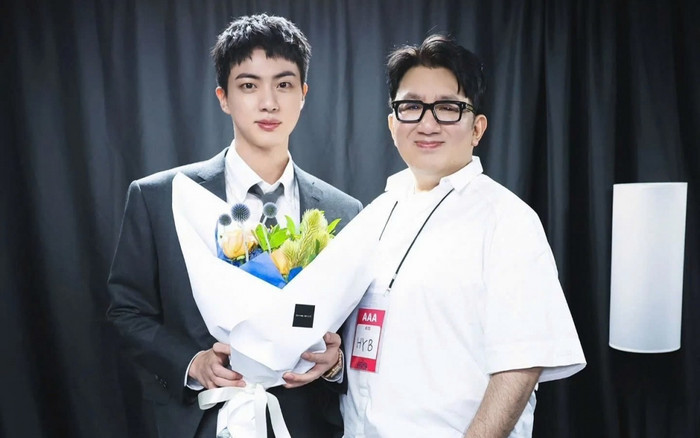 HYBE chi 25 triệu USD mua cổ phần công ty vô danh, Bang Si Hyuk toan tính điều gì? Ảnh 2