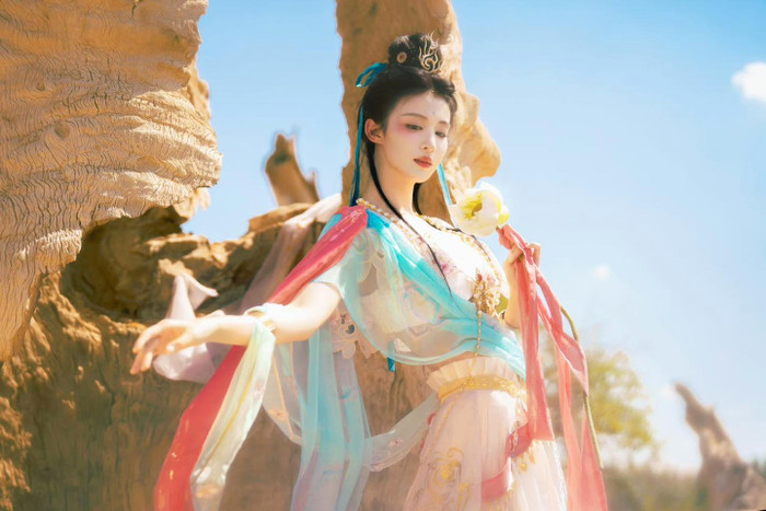 Vương Sở Nhiên được khen ngợi hết lời trong bộ ảnh mới