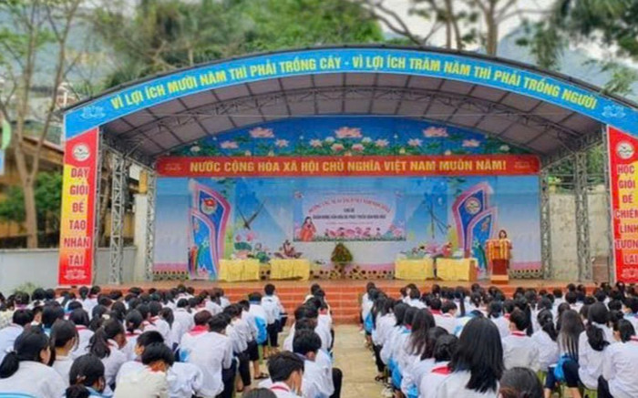 Hà Giang: 55 học sinh phải cấp cứu sau tiệc Trung thu, nguyên nhân đang được điều tra Ảnh 2