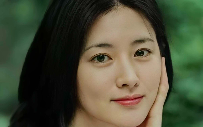 Nữ diễn viên cưới chồng hơn 20 tuổi, đám cưới mời 16 khách: Giờ giải nghệ, tài sản gần 5 nghìn tỷ Ảnh 2