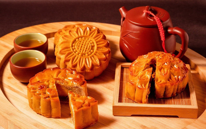 Ăn 1 bánh Trung thu bằng uống 3 cốc trà sữa, tập thể dục 2 tiếng Ảnh 2