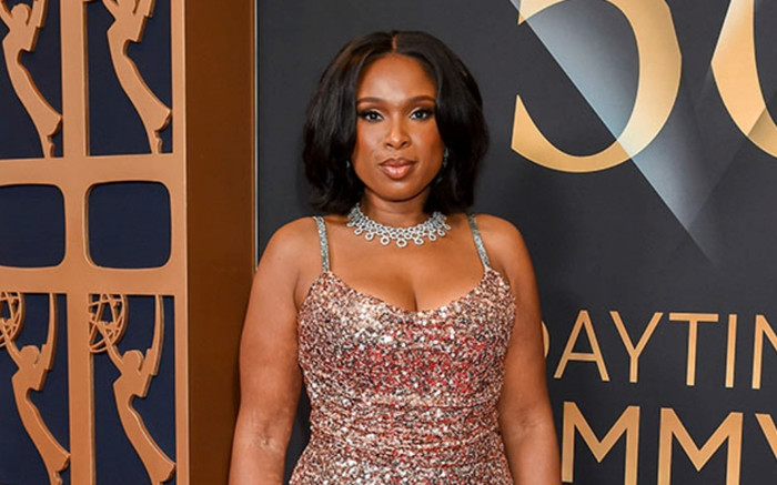 Mẹo phối đồ tinh tế giúp người có thân hình quả táo tăng độ quyến rũ Ảnh 2