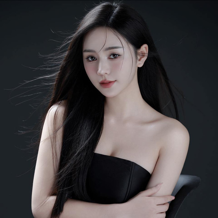 Quỳnh Kool chấp nhận vất vả để trở thành trụ cột kinh tế của cả gia đình. 