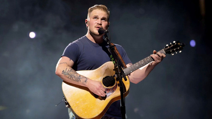 Nam ca sĩ nhận 'kết đắng' khi đăng đàn 'hạ bệ' Taylor Swift? Ảnh 2