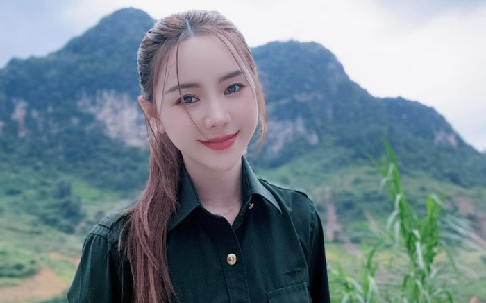 Quỳnh Kool phát tiền từ thiện giống hệt Thủy Tiên - Công Vinh, thái độ thế nào mà gây bão? Ảnh 2