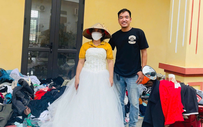 Người phụ nữ đang soạn đồ từ thiện thì hoá thành cô dâu và chuyện dở khóc dở cười phía sau Ảnh 2