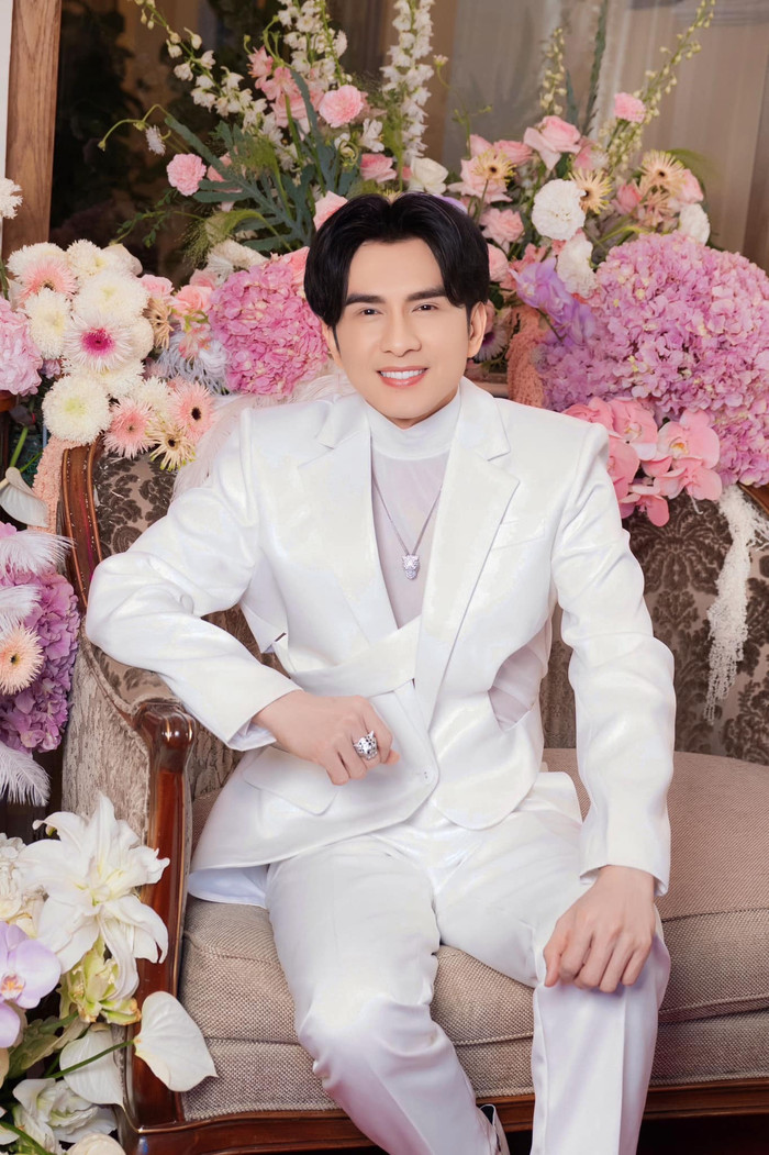 Đan Trường cập nhật liên tục số tiền kêu gọi ủng hộ.