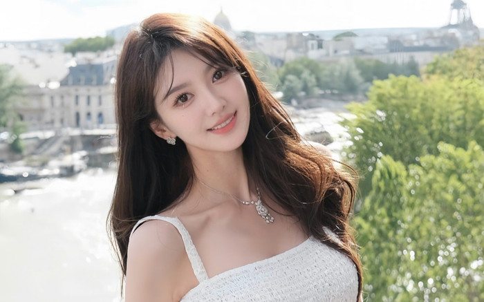 Huỳnh Hiểu Minh công khai bạn gái đẹp đến ngẩn ngơ Ảnh 2