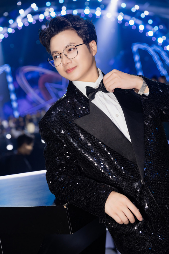 Duy Dương là một trong những MC song ngữ hot nhất VTV hiện nay.