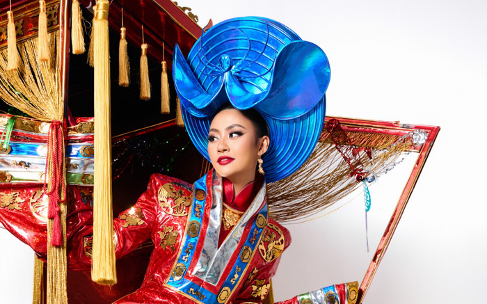 Trang phục dân tộc của Hoa hậu Xuân Hạnh chạm mốc 50kg Ảnh 2