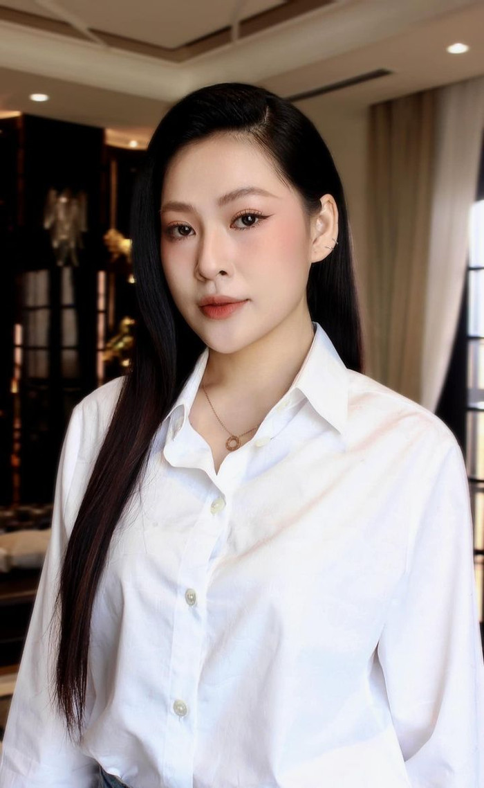 Con gái cực phẩm cao 1m74 của Quyền Linh trong Hai Muối.