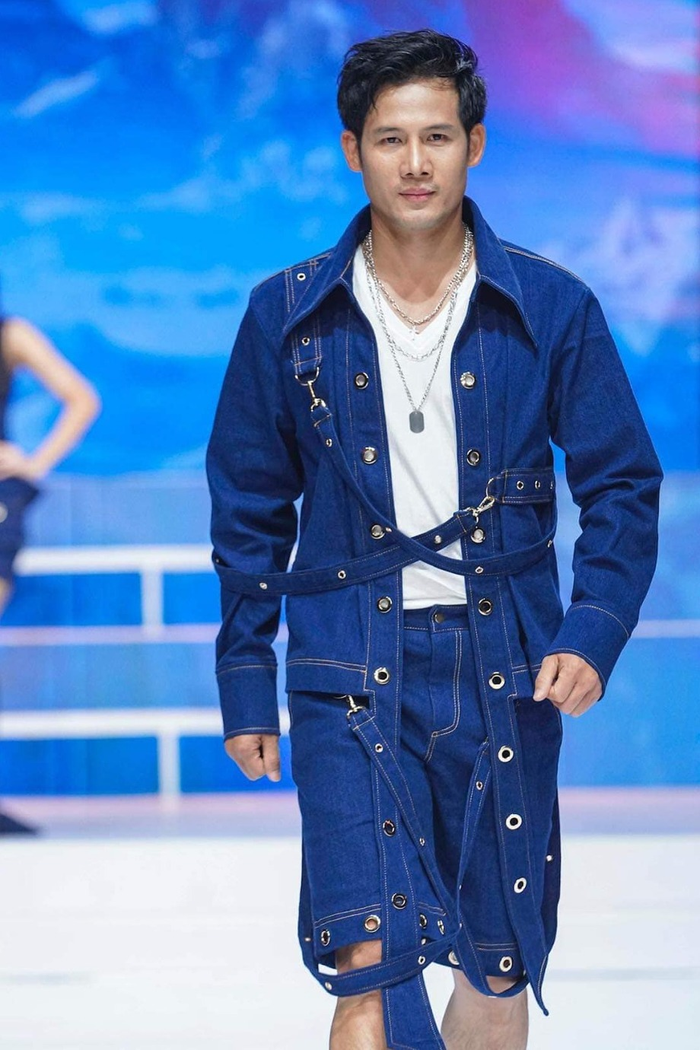 Nam diễn viên vừa trải qua một mối tình và dành thời gian để tận hưởng cuộc sống độc thân.