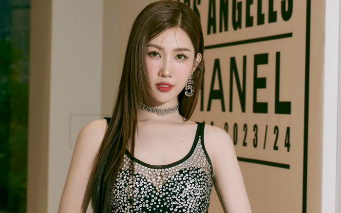 Choáng với số tiền quyên góp mới nhất của Thuý Ngân cho bà con vùng lũ Ảnh 2