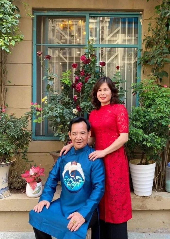 Nam nghệ sĩ có hôn nhân viên mãn, có 2 con 'đủ nếp đủ tẻ'. 