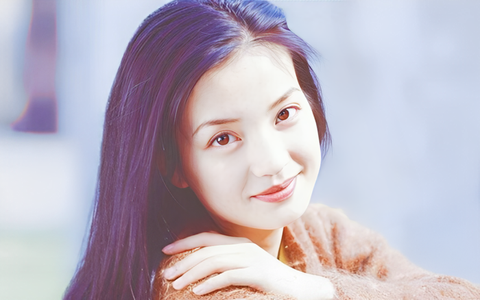 Vẻ đẹp siêu thực của Triệu Vy hồi mới vào nghề lọt vào mắt xanh của Huỳnh Hiểu Minh.