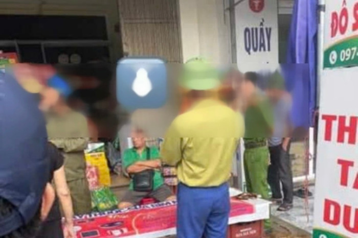 Hình ảnh người đàn ông trộm nội y được được người dân chia sẻ.