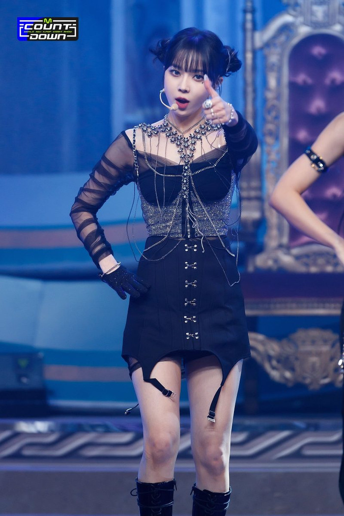 Winter là thành viên sở hữu lượng người hâm mộ vô cùng đông đảo trong aespa.