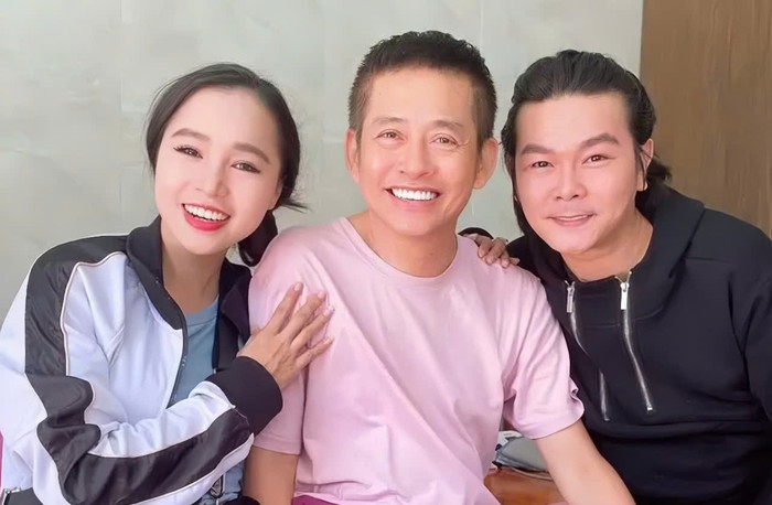 Bạn bè thường xuyên đến thăm hỏi, động viên Tấn Beo.