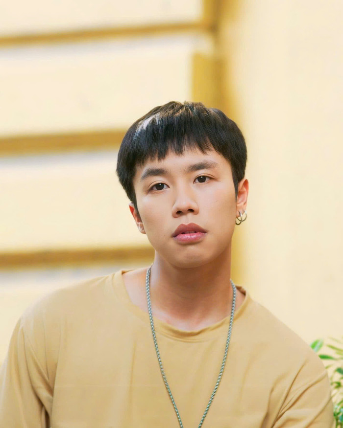 Chải thất thần khi Pu rơi vào tay người khác.