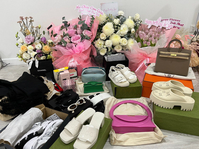 Vào dịp sinh nhật tuổi 23, Joyce Phạm từng nhận được quà có giá trị tổng lên đến 2 tỷ đồng.