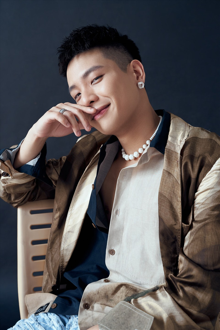 Xuất hiện clip chàng trai hát đám cưới, hóa ra là ca sĩ sở hữu hit trăm triệu view của Vpop Ảnh 2