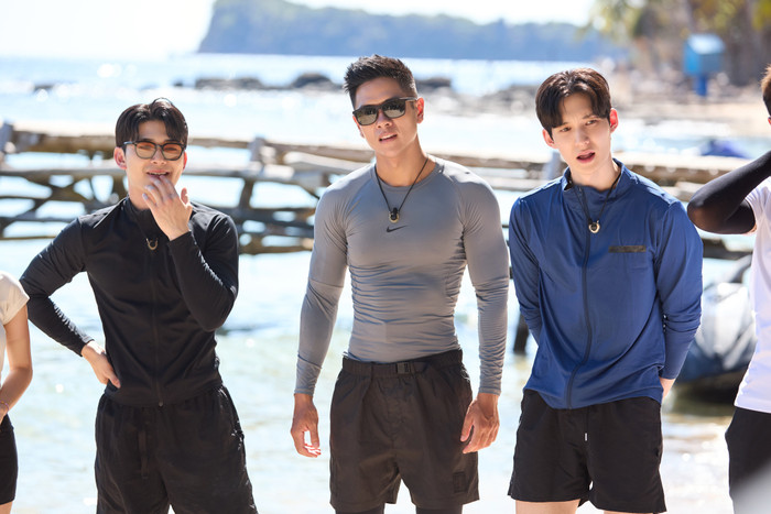 Người chơi tham gia thử thách bật nhảy để giành cơ hội hẹn hò ở tập 10 Đảo Thiên Đường.