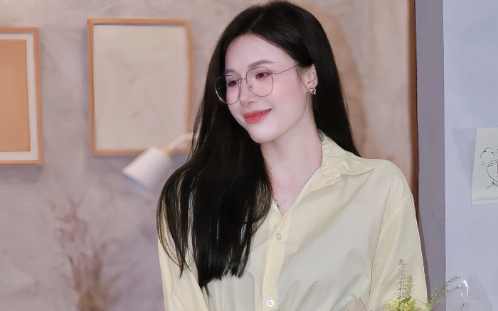 Nhan sắc ngọt ngào của nữ sinh vừa đăng quang Hoa khôi Hà Nội 2024 Ảnh 2