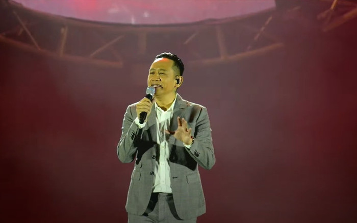 Duy Mạnh tiết lộ về mối tình đầu trong đêm nhạc với Tuấn Hưng Ảnh 2