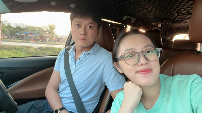 Quách Ngọc Tuyên bên bà xã kém 16 tuổi.