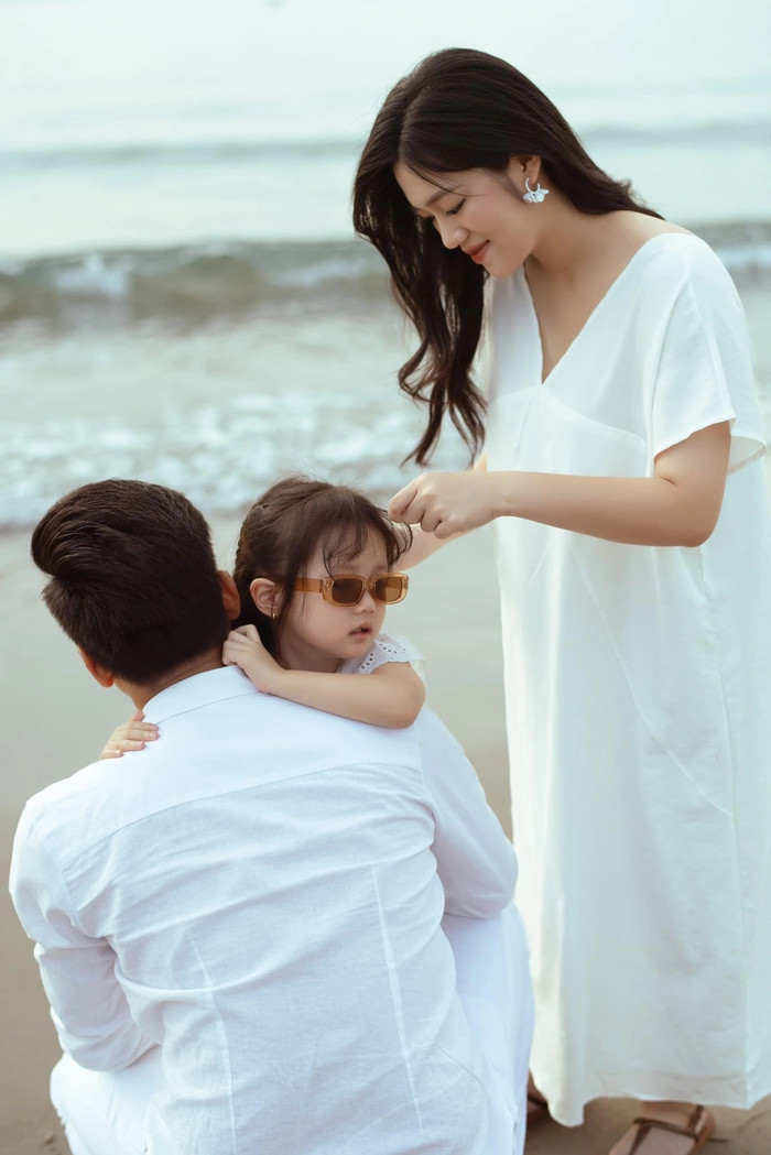 Quách Ngọc Tuyên cho biết anh còn nợ bà xã một lời cầu hôn và một hôn lễ.