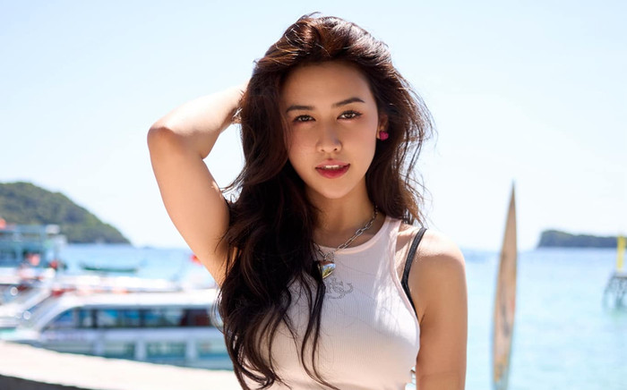 Trang phục gợi cảm giúp Quyên Qui nổi bật nhất nhì Đảo Thiên Đường Ảnh 2