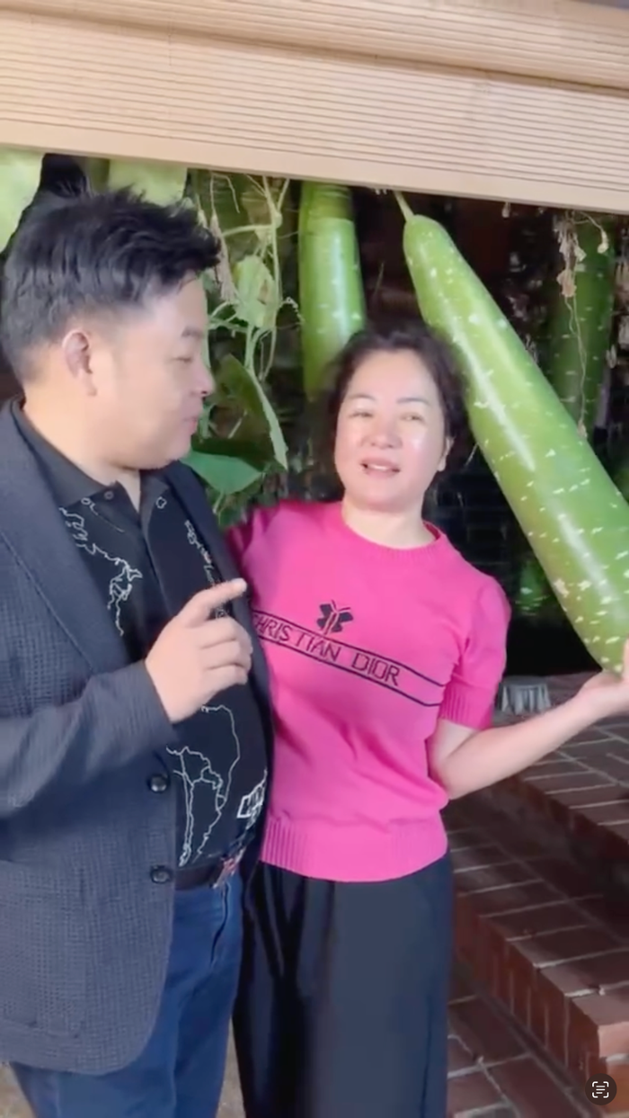 Hoá ra, chuyện Thúy Nga 'có bầu' với Quang Lê chỉ là trêu chọc.