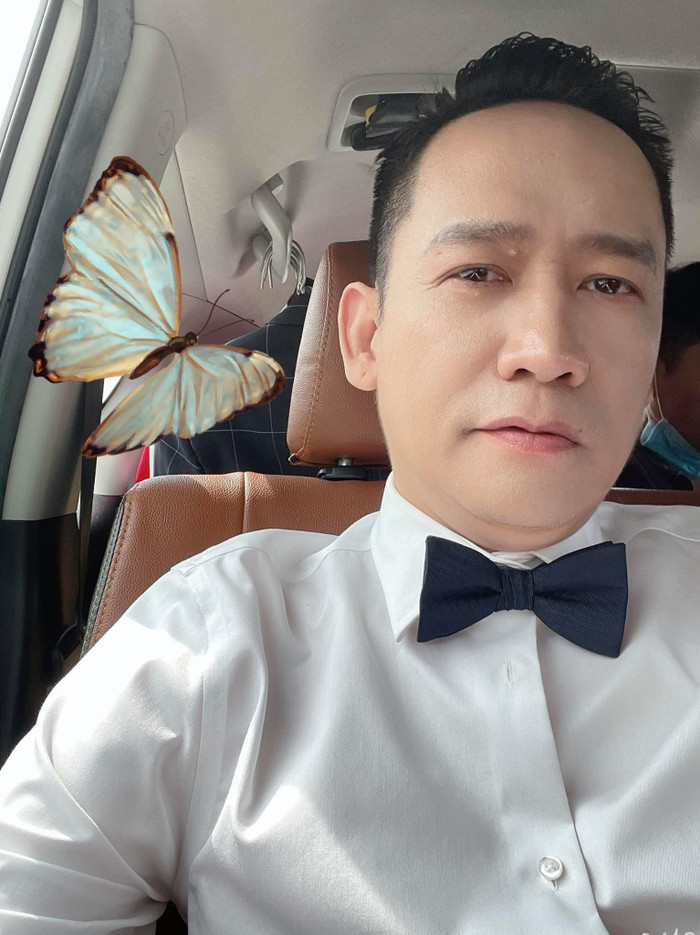 Ca sĩ Duy Mạnh là chủ nhân của những bản hit đi cùng năm tháng, hiện tại cũng là một hiện tượng mạng xã hội.