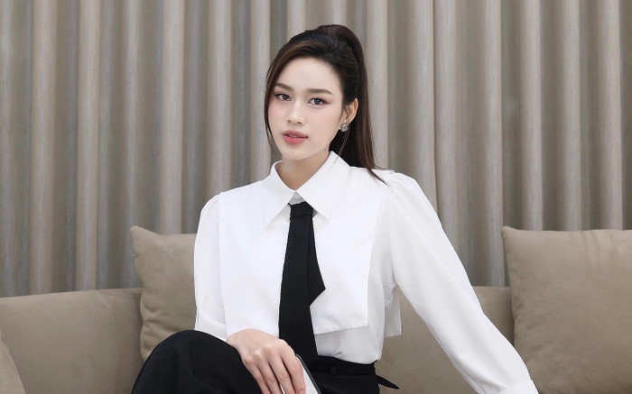 Thời trang đi làm sang trọng của Hoa hậu Đỗ Thị Hà khi lên chức CEO Ảnh 2