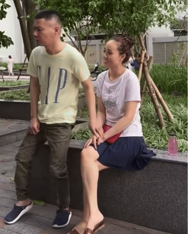 NSND Công Lý từng bày tỏ khó chịu khi liên tục bị quay clip, đăng tải lên MXH.