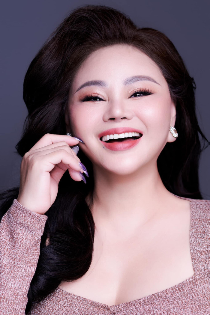 Bộ ảnh mới của Lê Giang nhận về vô số lời khen ngợi