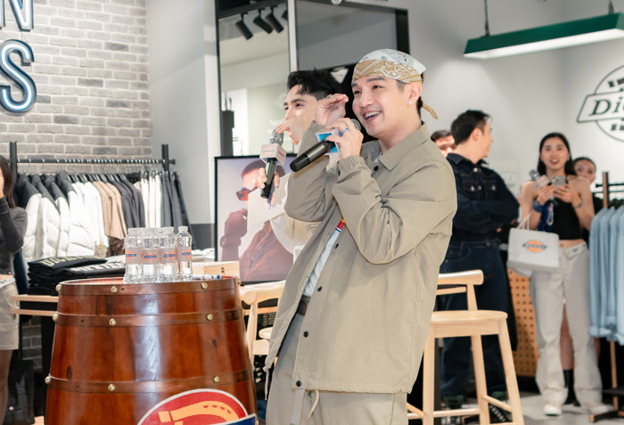 Cường Seven chia sẻ nhiều điều thú vị trong buổi fansign đồng hành cùng Dickies Việt Nam mới đây.