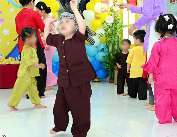 Sự việc bé K tử vong bất thường khiến gia đình và cô giáo bàng hoàng.