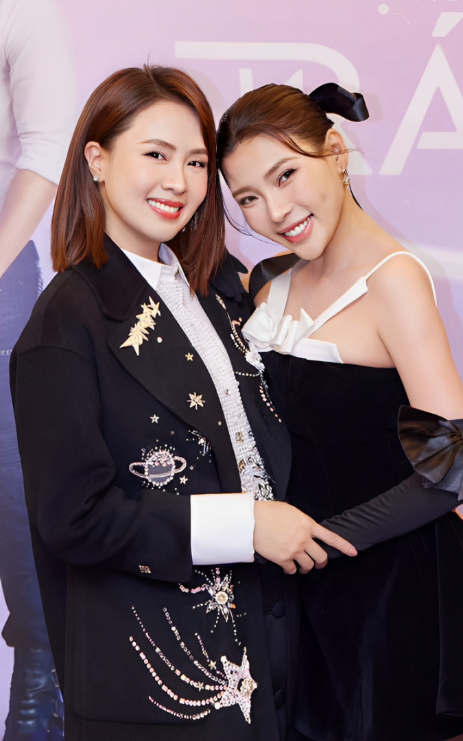 Hồng Diễm và Thúy Diễm có cơ hội hợp tác và trở nên thân thiết sau khi cùng tham gia đóng phim Trạm cứu hộ trái tim. 