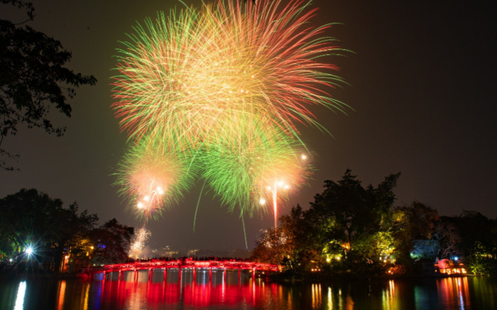 Đề xuất dừng bắn pháo hoa tại 29 quận huyện ở Hà Nội, lý do vì sao? Ảnh 2