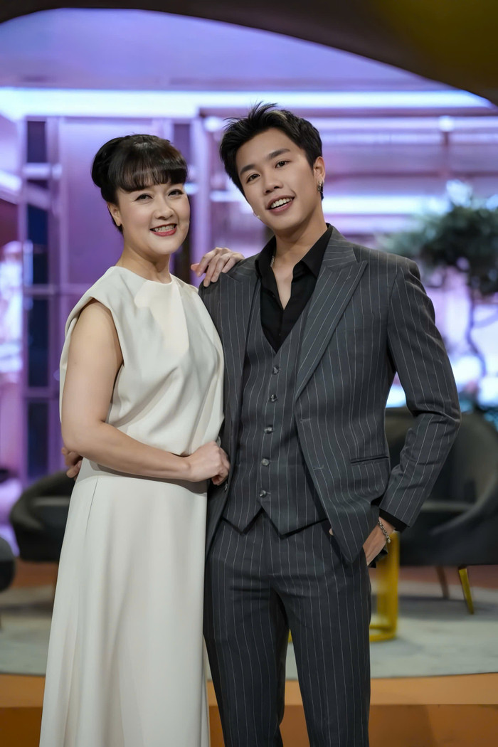 Nhiều cô gái mong muốn được làm con dâu của 'Táo Y Tế'.