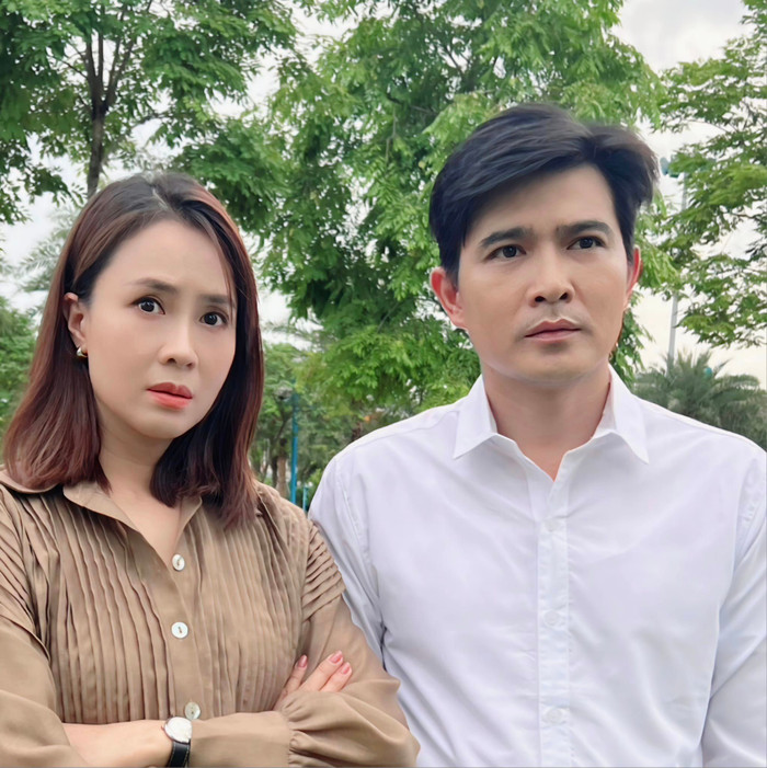 Quang Sự U40 tích cực đóng phim, kết hợp với nhiều bạn diễn đình đám: Thúy Diễm, Hồng Diễm, NSƯT Kiều Anh...